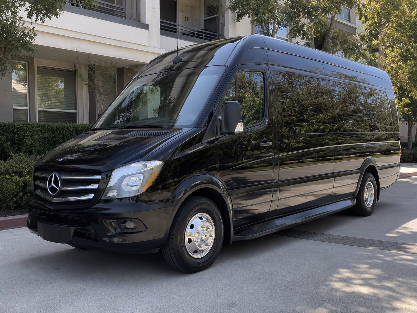 15 passenger sprinter van